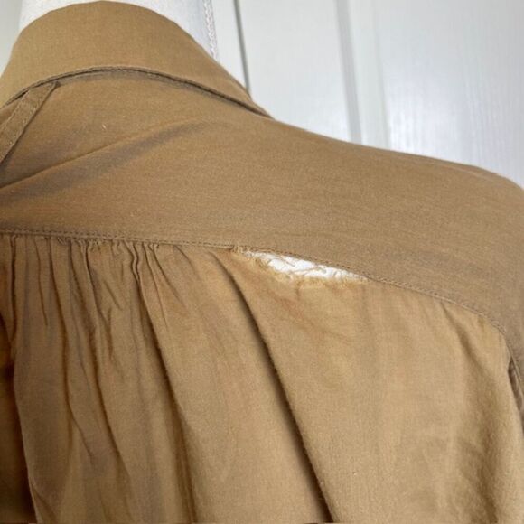 Nili Lotan Miles Blouse in Camel Tan Button Front Collar FOR REPAIR Size Medium - Picture 6 of 15